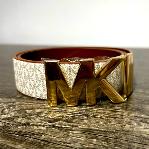 Michael Kors | Medium Leather Waist Belt - Picture 1 of 5